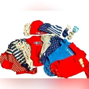 Gerber Carters Onesies Bibs Hats & Mittens Bundle Size Newborn